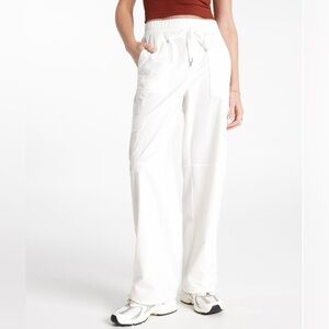 NWT CALIA Women's Effortless Nyluxe Cinch Cargo Pant White Drawstring Pants